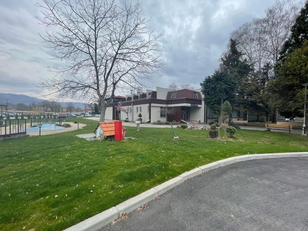 Prenociste Gazela Bed & Breakfast Pirot Dış mekan fotoğraf