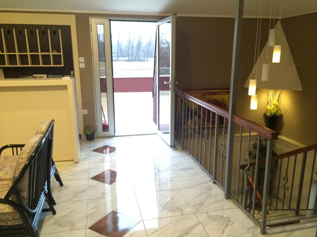 Prenociste Gazela Bed & Breakfast Pirot Dış mekan fotoğraf