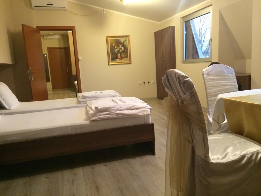 Prenociste Gazela Bed & Breakfast Pirot Oda fotoğraf